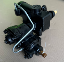 Load image into Gallery viewer, BRAND NEW 4 BOLT POWER STEERING BOX FOR LAND ROVER DEFENDER - LEFT HAND DRIVE FROM 1983-2016 - BY TRUWSTEER (ALSO FITS DISCOVERY 1 AND RANGE ROVER CLASSIC)
