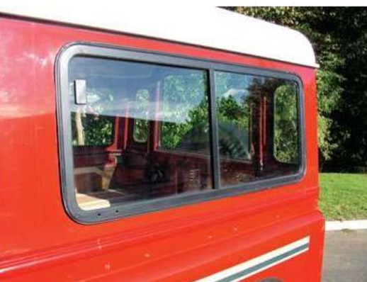 DELUXE SLIDING WINDOW KIT - WITH CLEAR GLASS - FOR LAND ROVER DEFENDER AND SERIES - COMES AS A PAIR